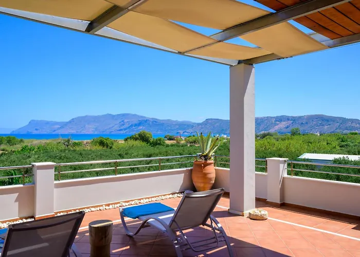 Elia Seaside Villa, Amazing 2-Story Eco Pool House!