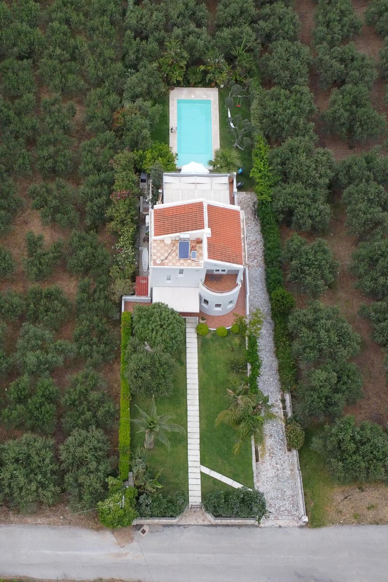 Elia Seaside Villa, Amazing 2-story Eco Pool House! Вилла
