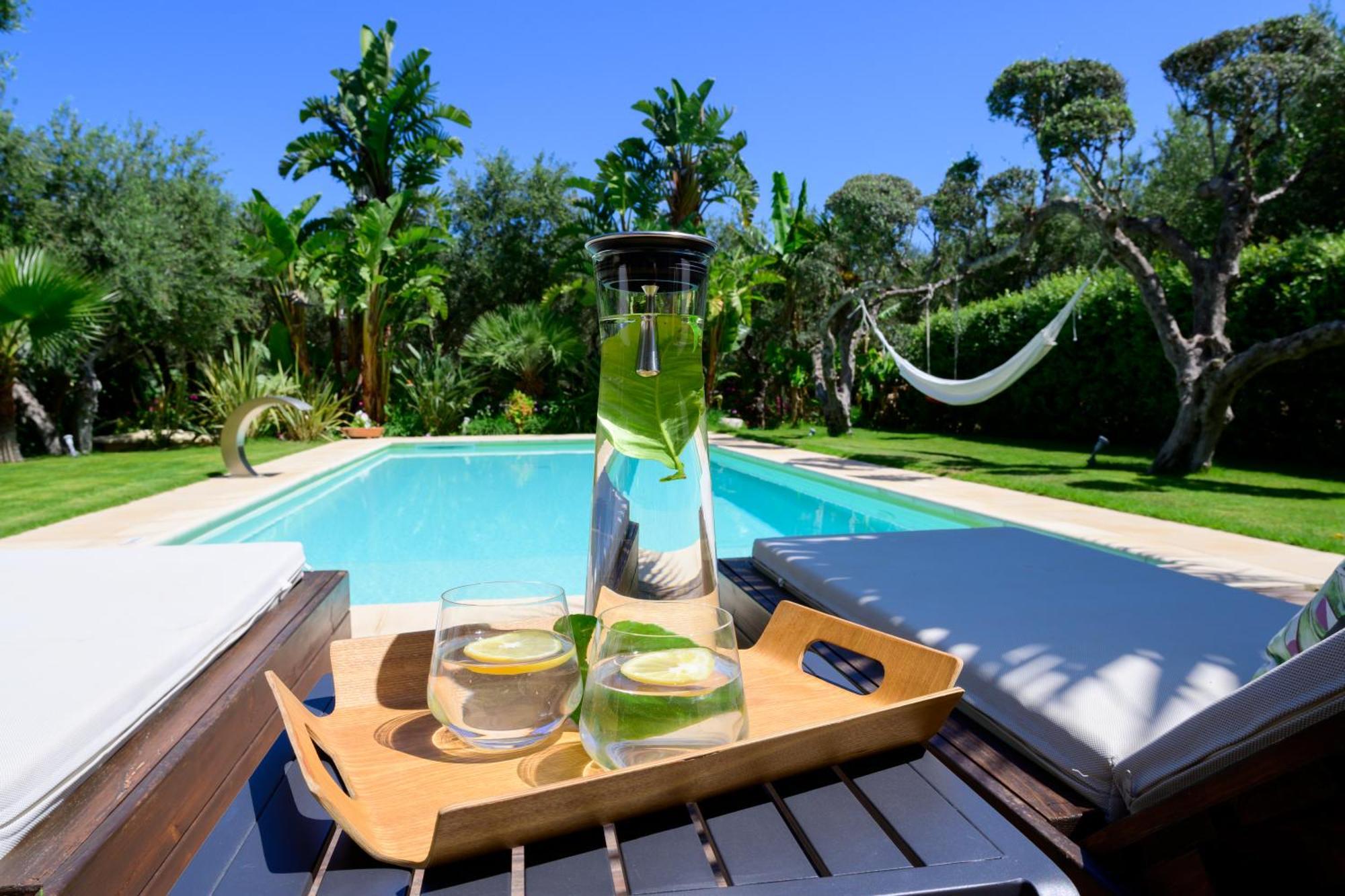 Elia Seaside Villa, Amazing 2-story Eco Pool House! Вилла