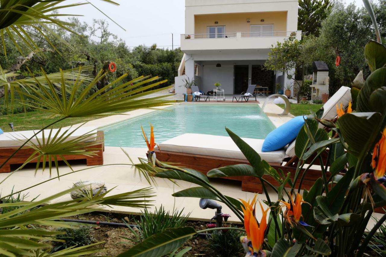 Вилла Elia Seaside Villa, Amazing 2-story Eco Pool House! Киссамос